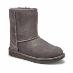 UGG Girls' Classic II Sheepskin Boot - Grey